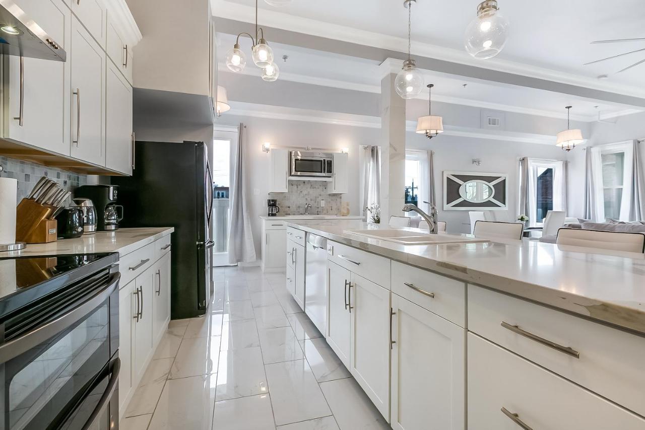 Stunning Penthouse In The Heart Of The City New Orleans Exterior photo