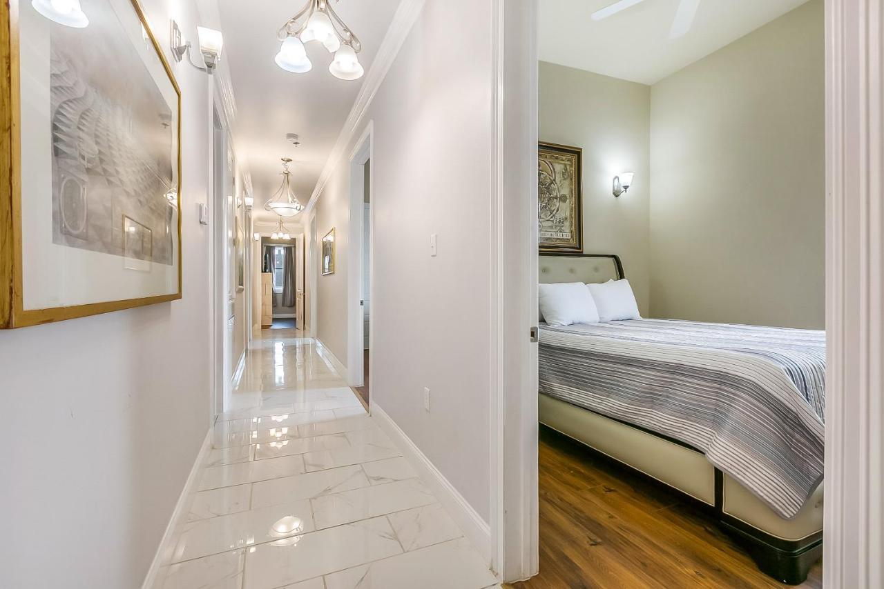 Stunning Penthouse In The Heart Of The City New Orleans Exterior photo