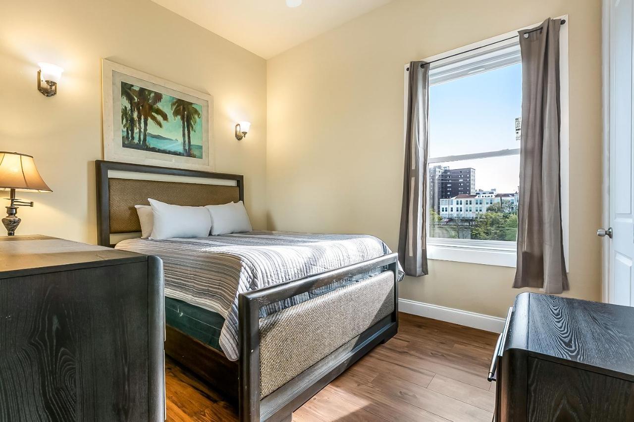 Stunning Penthouse In The Heart Of The City New Orleans Exterior photo