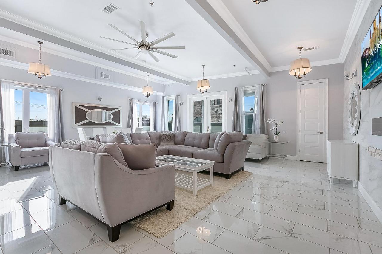 Stunning Penthouse In The Heart Of The City New Orleans Exterior photo